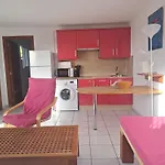 別荘 Beautiful Small Bungalow, Amazing Views And Garden カレタ・デ・ファマラ
