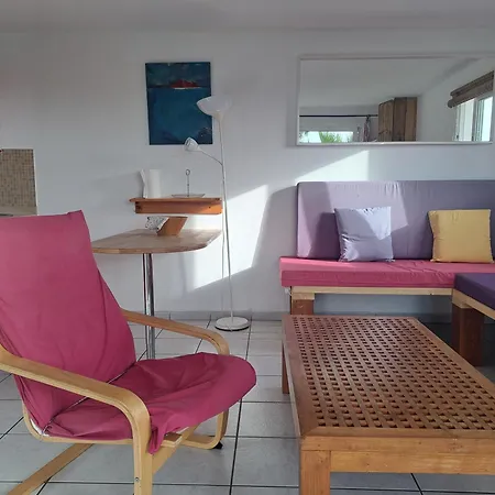 Beautiful Small Bungalow, Amazing Views And Garden カレタ・デ・ファマラ