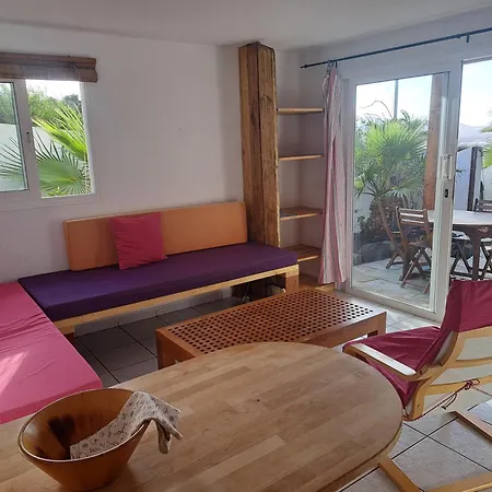 Beautiful Small Bungalow, Amazing Views And Garden 別荘