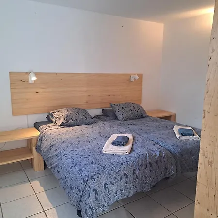 Beautiful Small Bungalow, Amazing Views And Garden 別荘 *