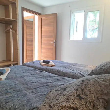 Beautiful Small Bungalow, Amazing Views And Garden Feriehus Famara
