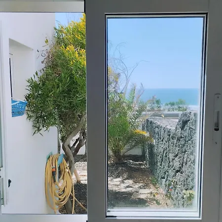 Beautiful Small Bungalow, Amazing Views&garden Ferienhaus
